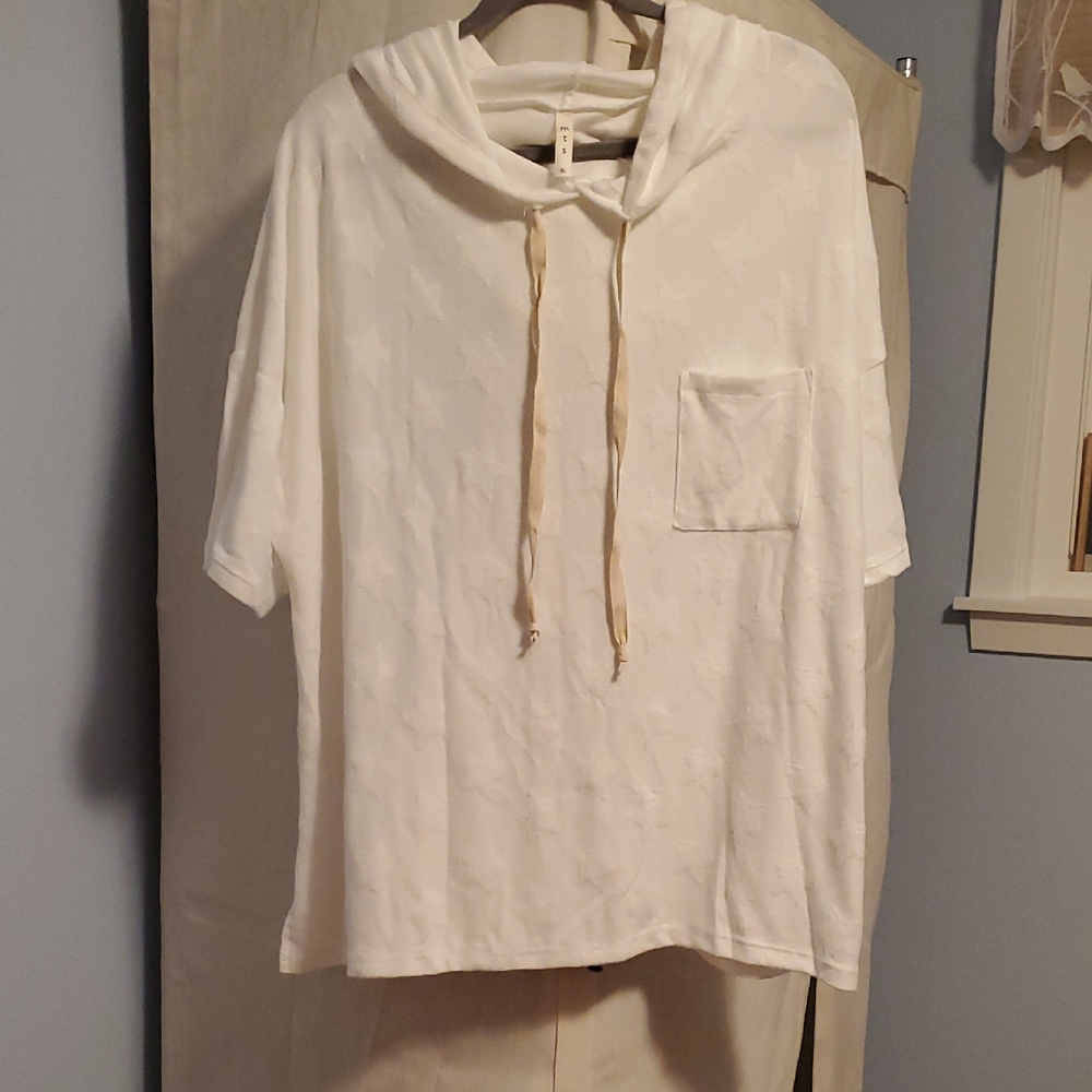 MTS White Hoodie with Short Sleeves